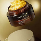 MEDICUBE Deep Vita C Capsule Cream Crema Iluminadora con Vitamina C y Niacinamida